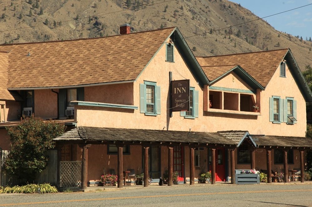 The Inn At Spences Bridge Екстериор снимка